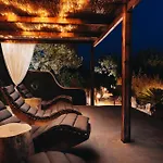 The Infinity 180 Luxury *