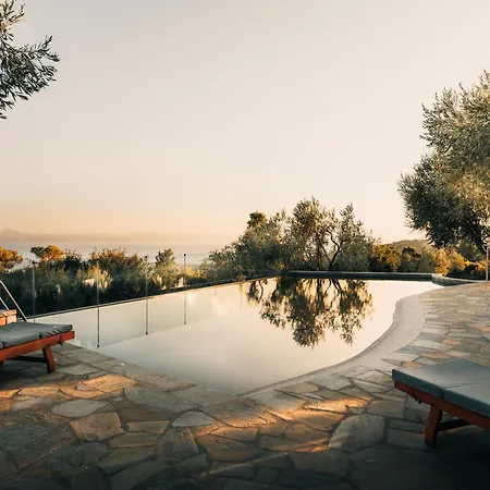 The Infinity 180 Luxury