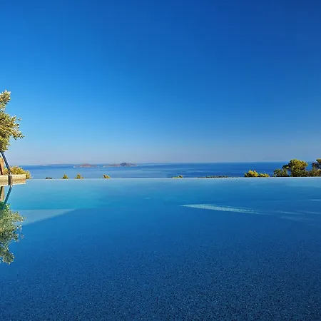 The Infinity 180 Luxury Apartament