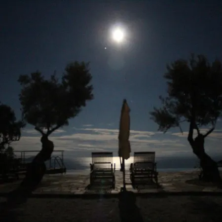 The Infinity 180 Luxury Apartament *