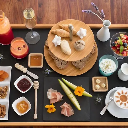 The Infinity 180 Luxury Apartament Milia