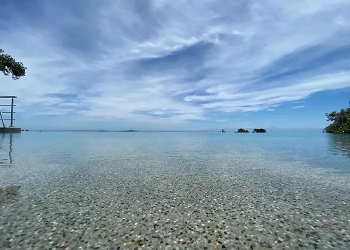 The Infinity 180 Luxury *