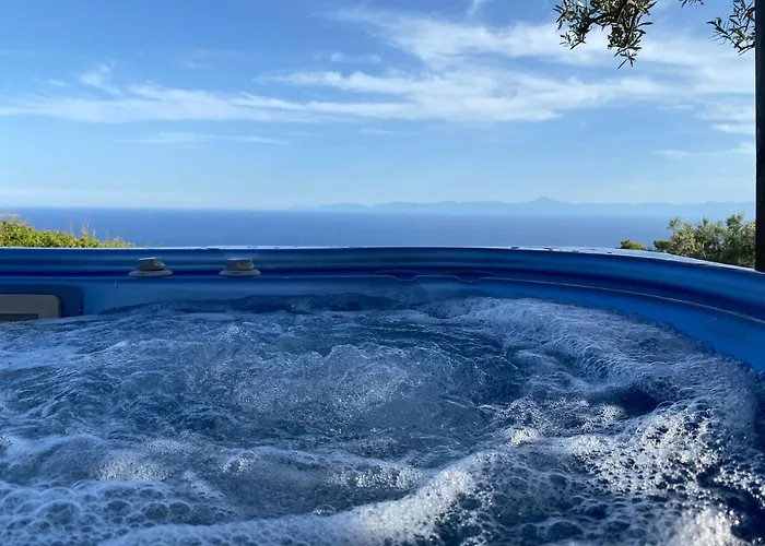 Апартаменты The Infinity 180 Luxury Милия