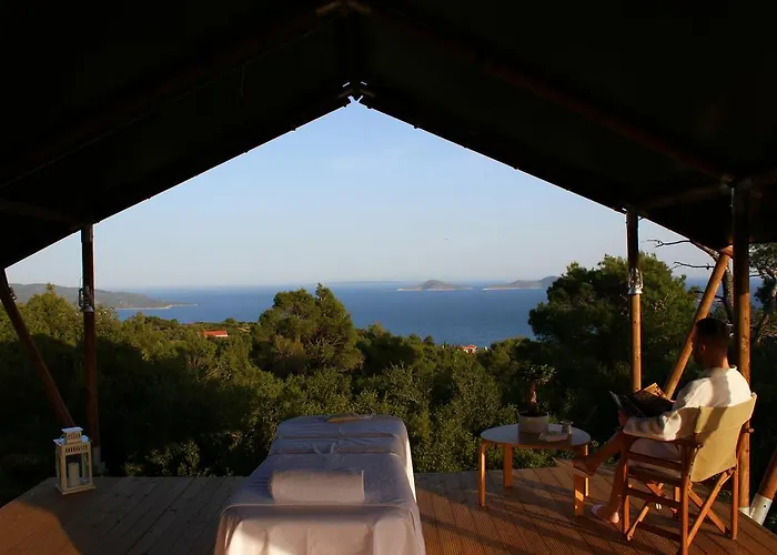 The Infinity 180 Luxury Апартаменты Милия