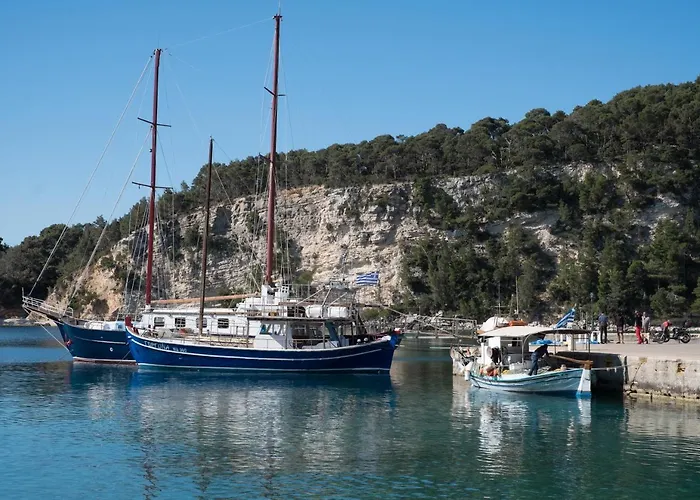 The Infinity 180 Luxury * Милия