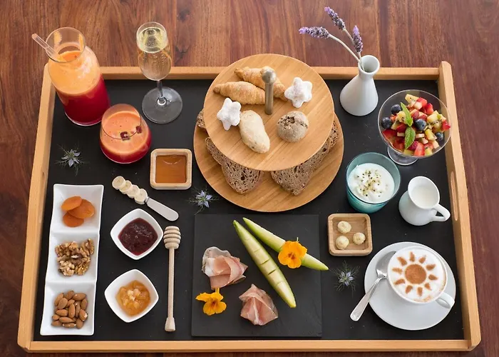 The Infinity 180 Luxury Апартаменты Милия